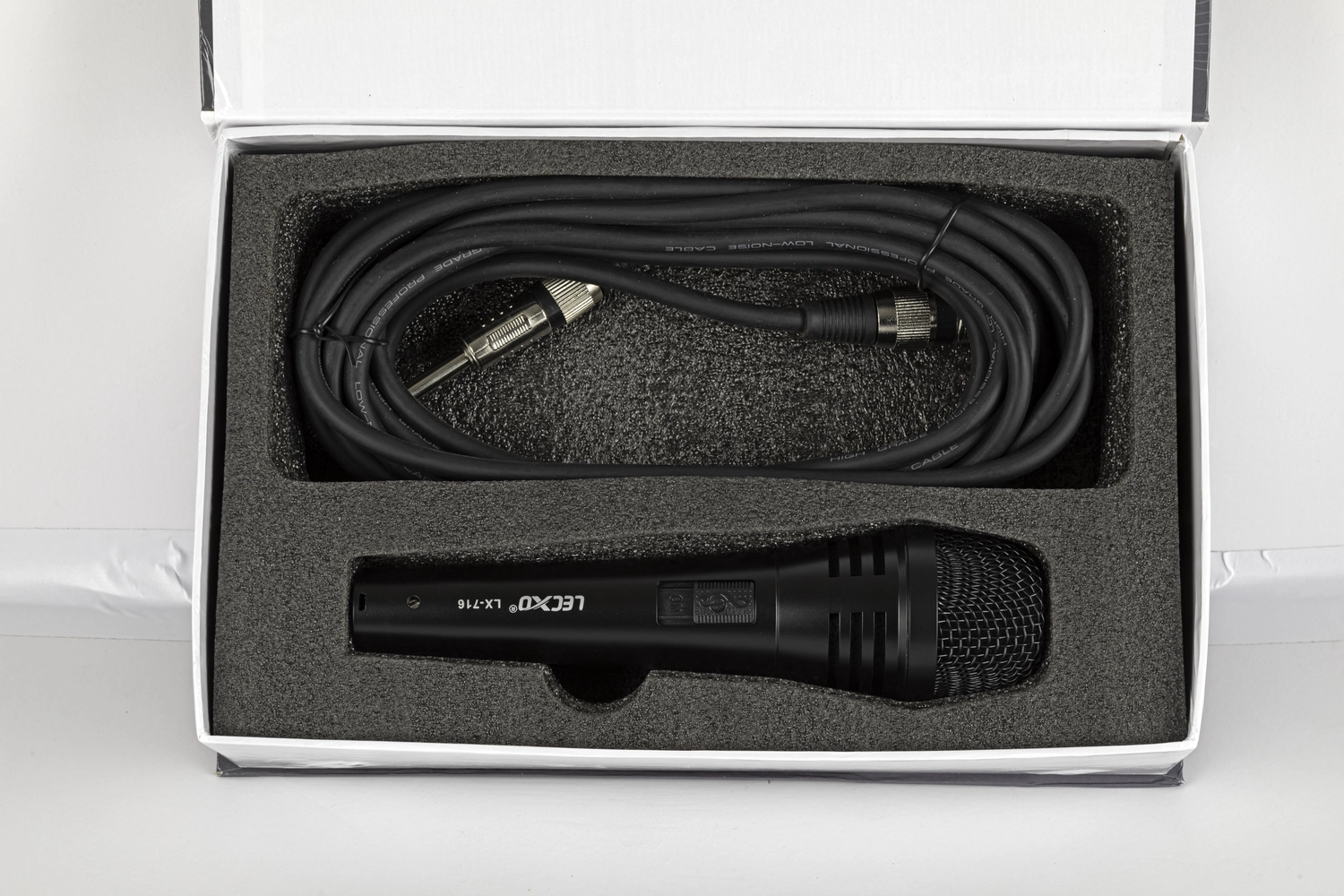 Professional Dynamic Microphone - Image 4